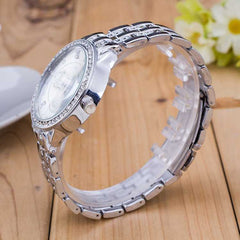 Selloria Stainless Steel Analogue Watch for Women (Silver)